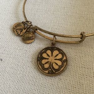 Alex and Ani - Four Leaf Clover Bracelet Bangle